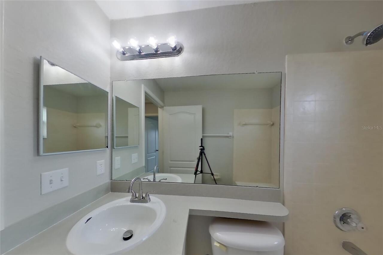 Listing Photo 14