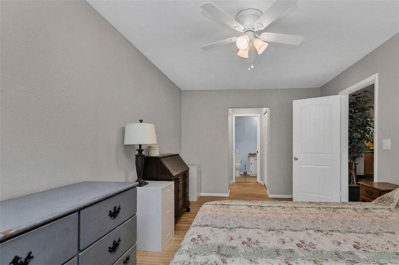 Listing Photo 38