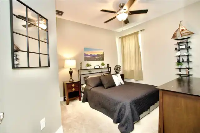 Listing Photo 32
