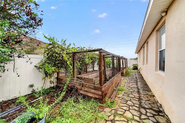 Listing Photo 13