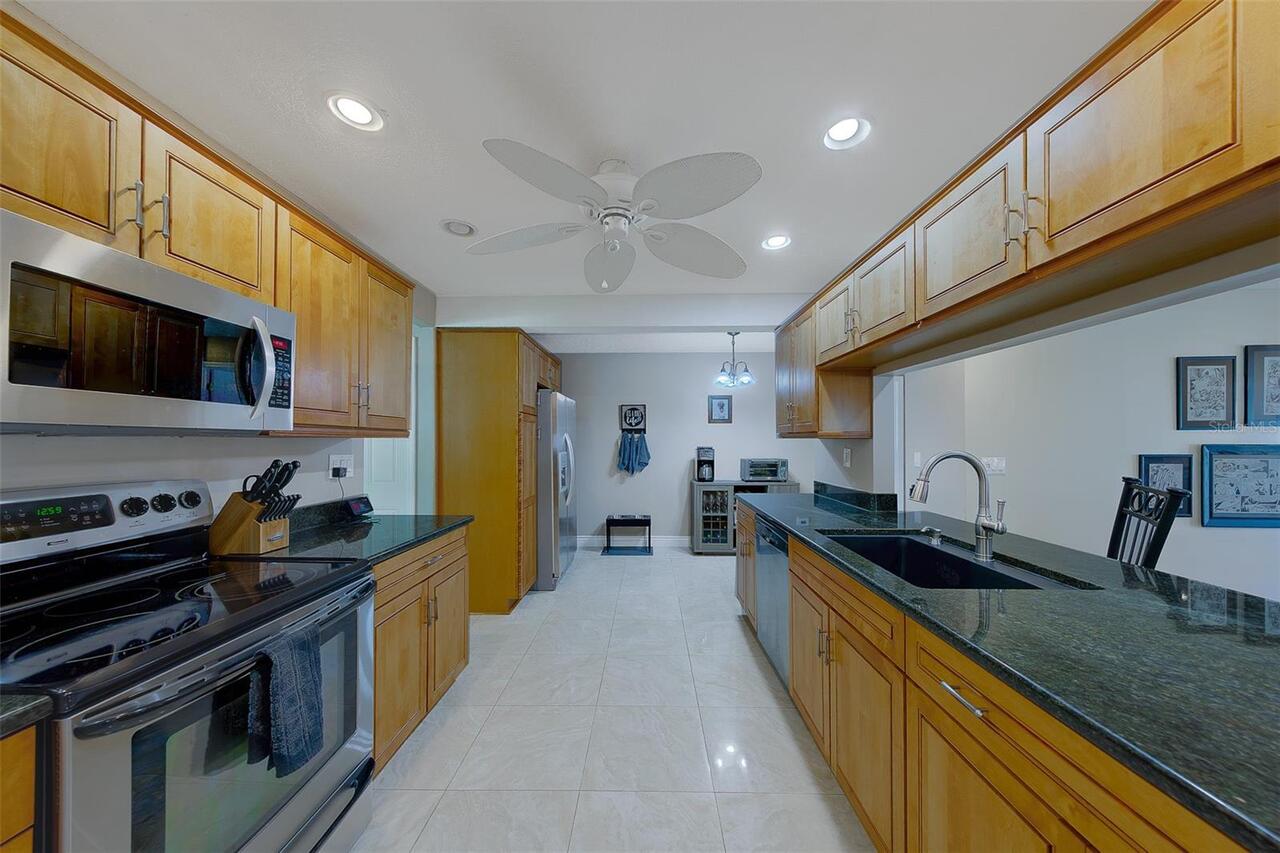 Listing Photo 6