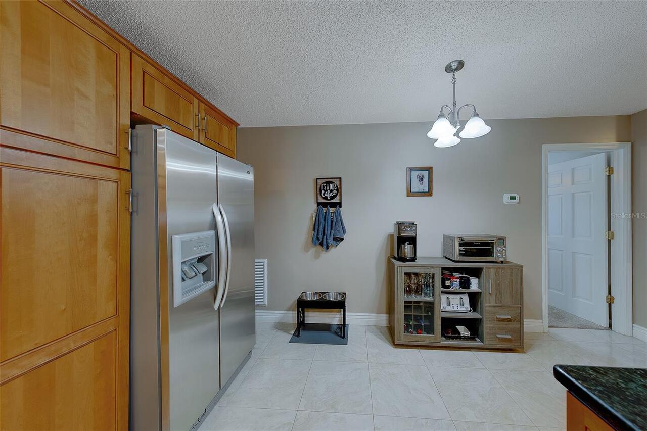 Listing Photo 8