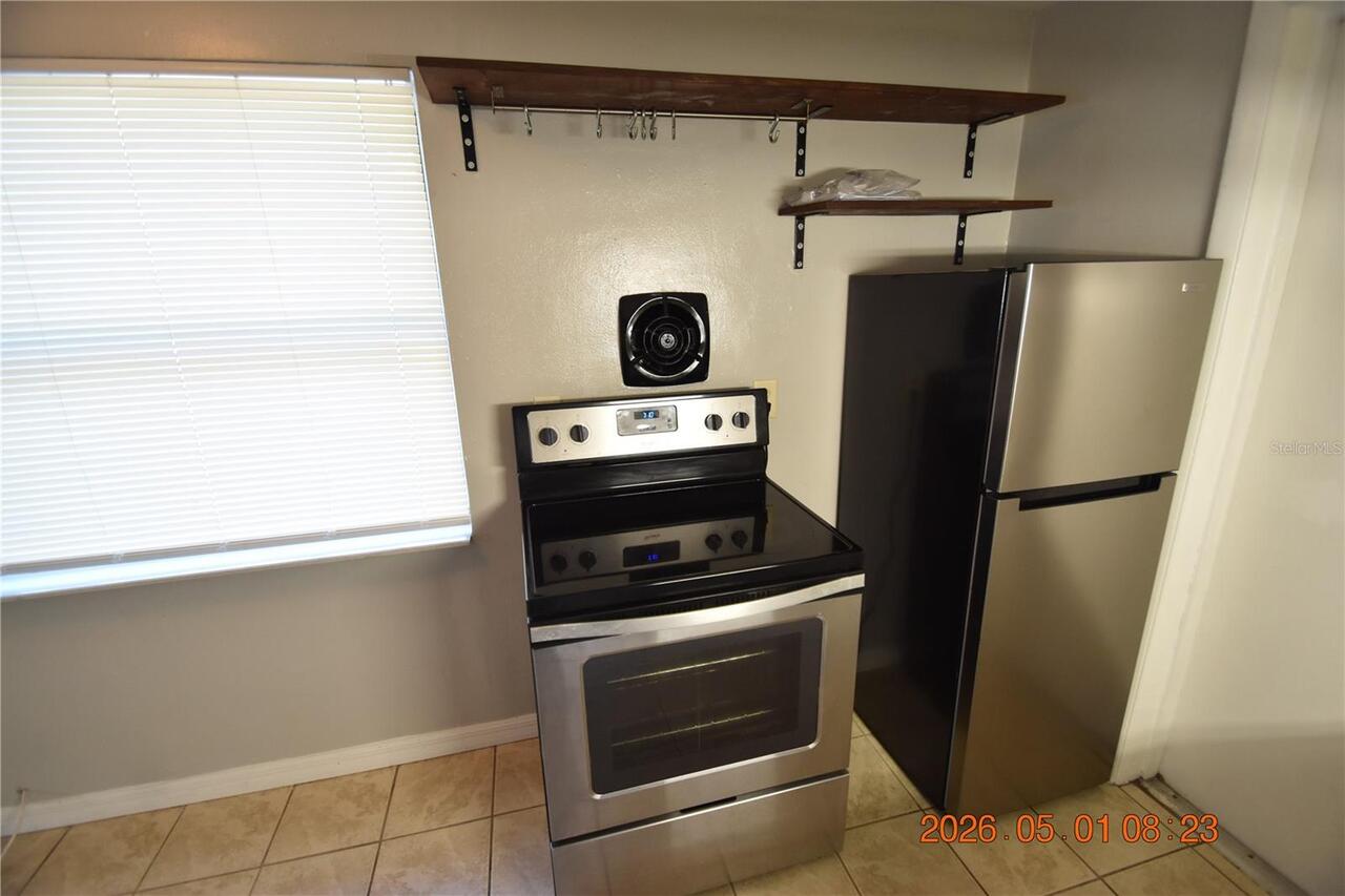 Listing Photo 11