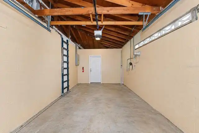 Listing Photo 22