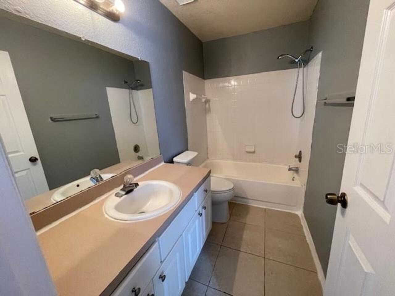 Listing Photo 12