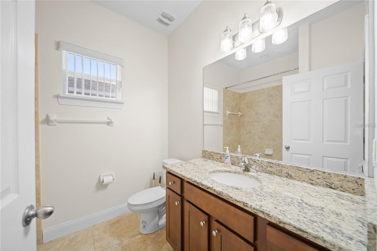 Listing Photo 10