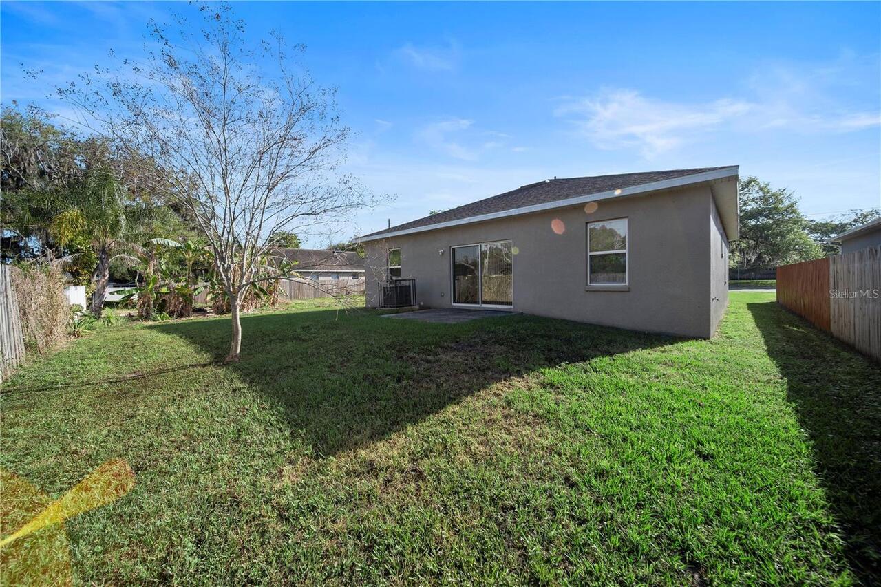 Listing Photo 14