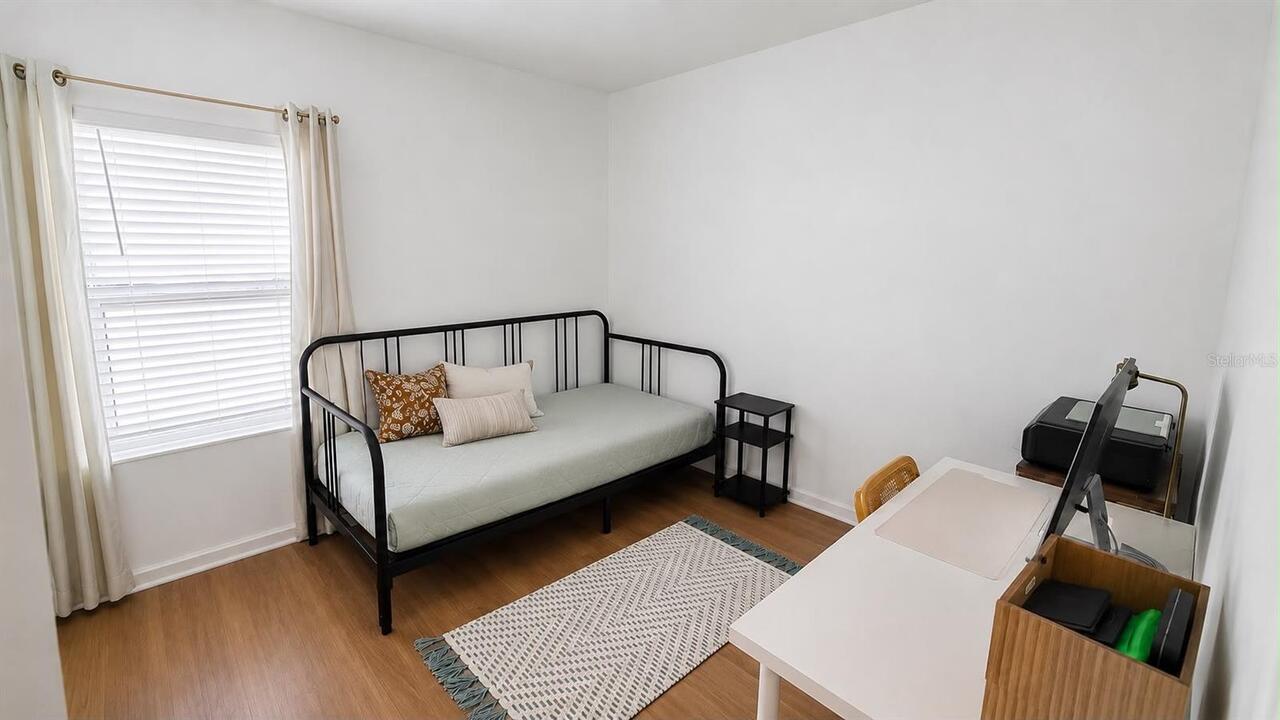 Listing Photo 17