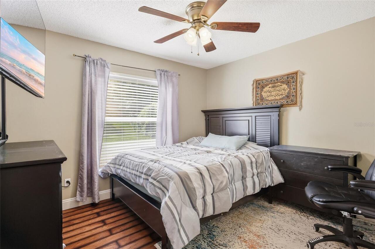 Listing Photo 14