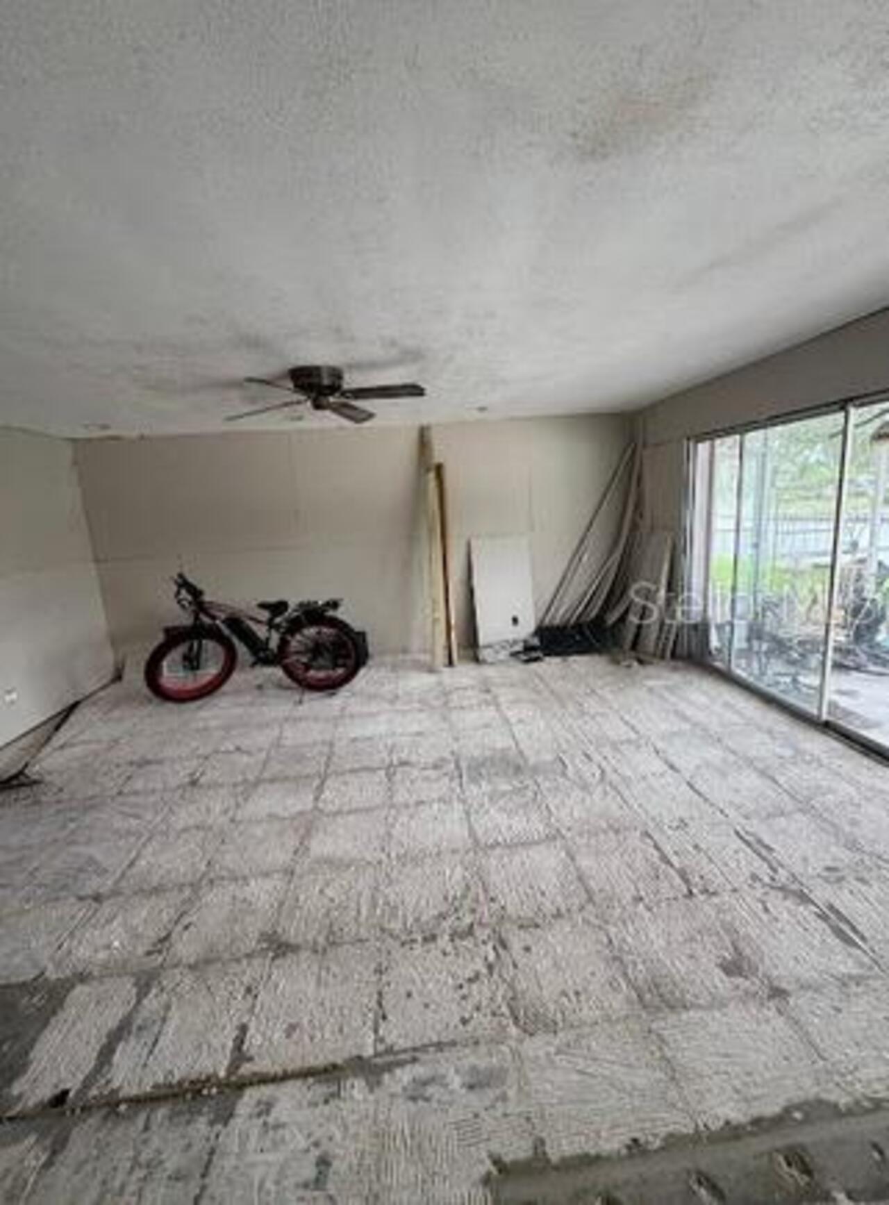 Listing Photo 14