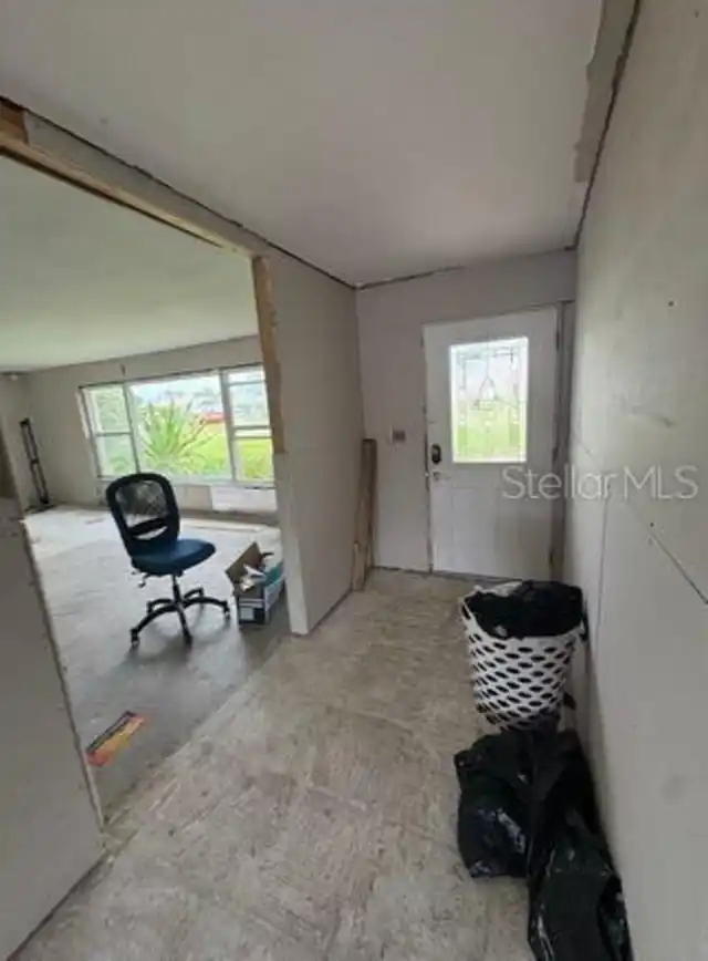 Listing Photo 10