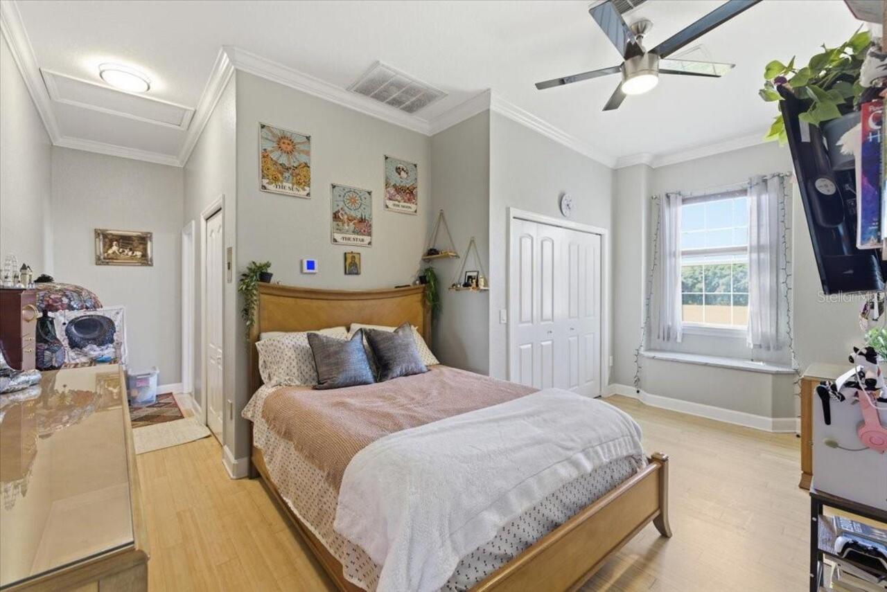 Listing Photo 20