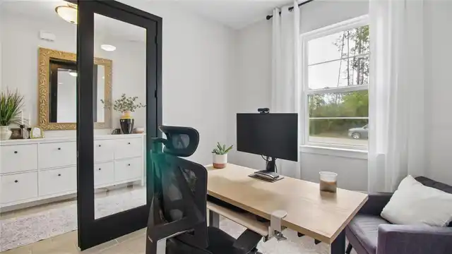 Listing Photo 17