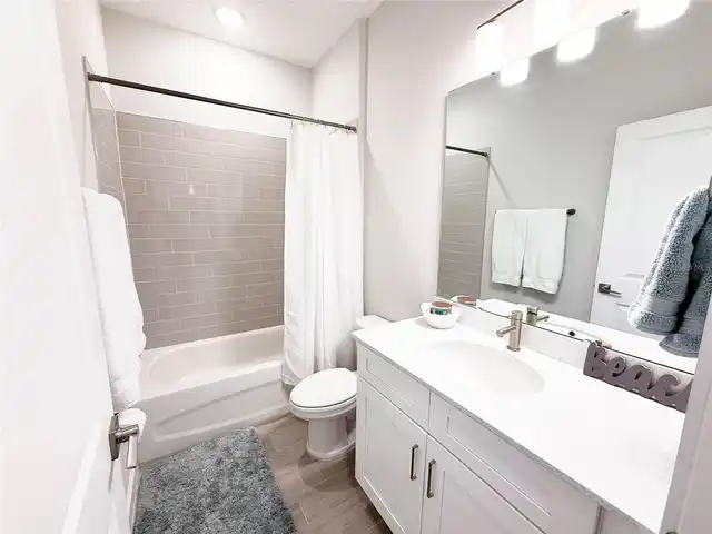 Listing Photo 43