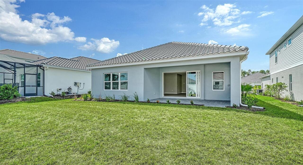 Listing Photo 43