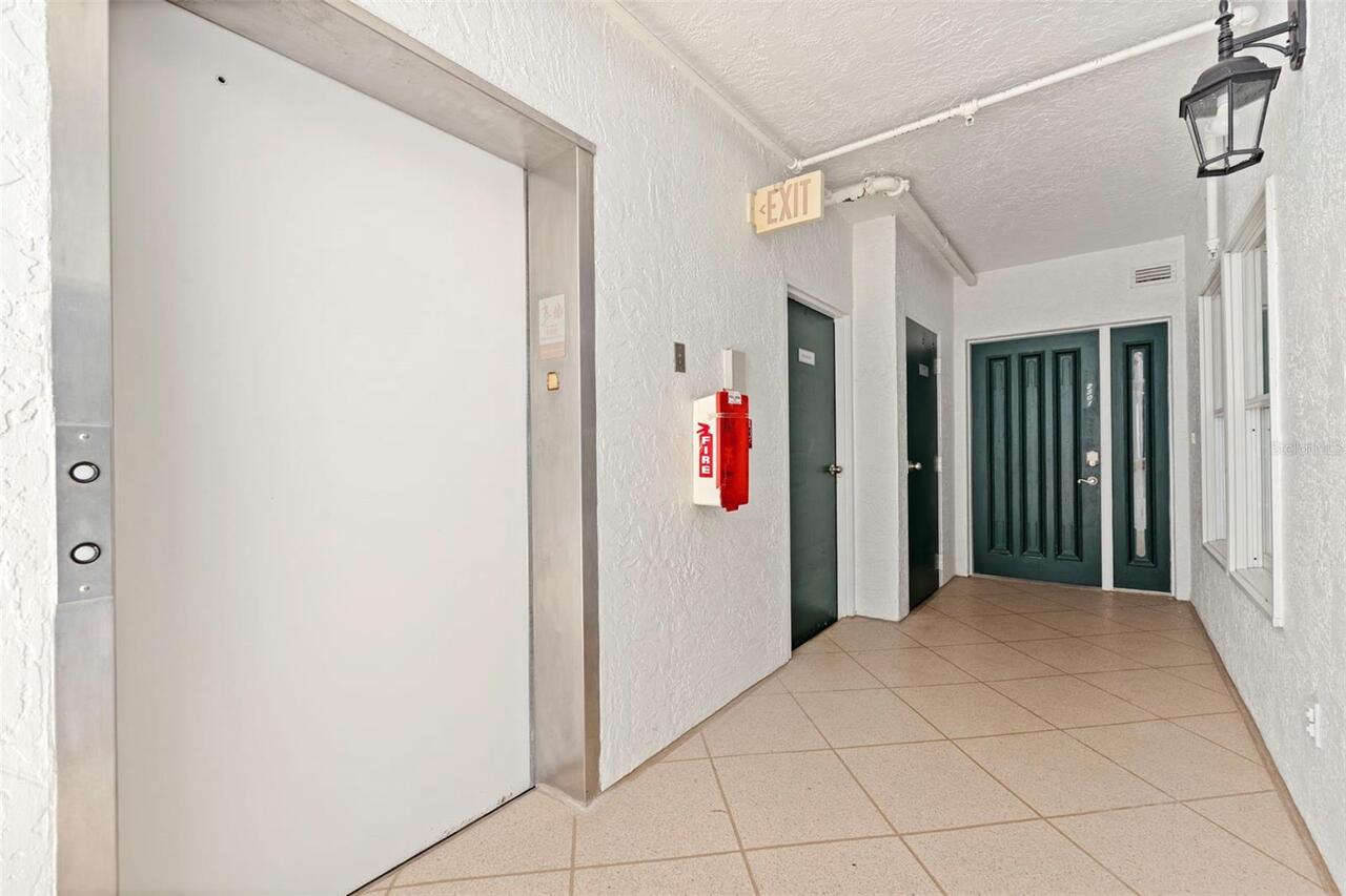 Listing Photo 8