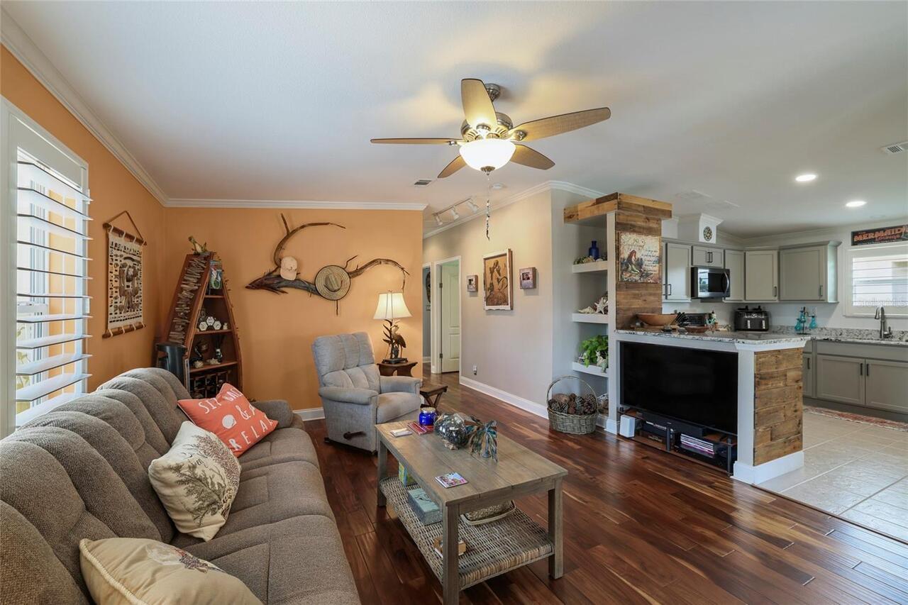 Listing Photo 22
