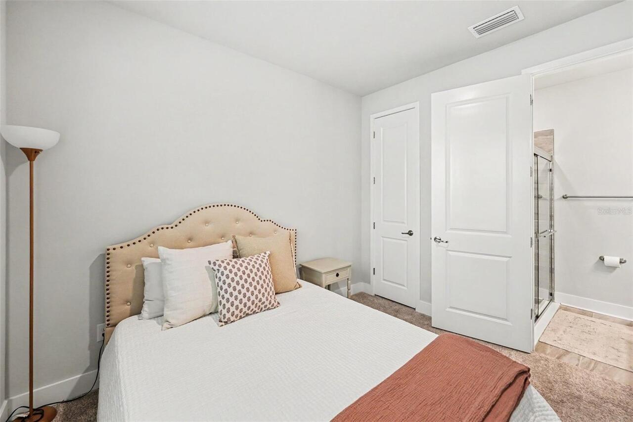 Listing Photo 20