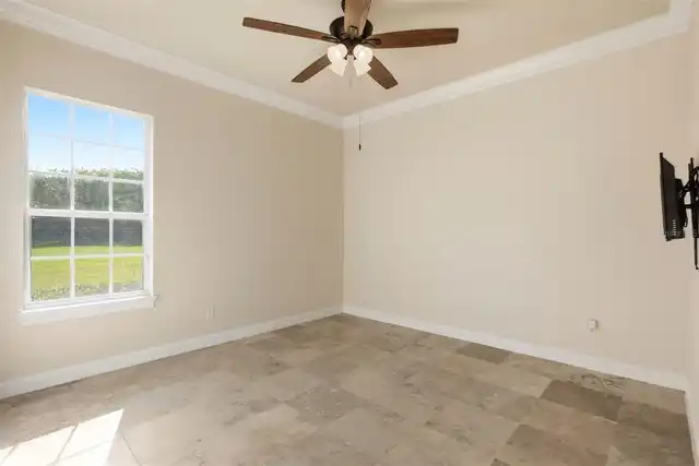 Listing Photo 41