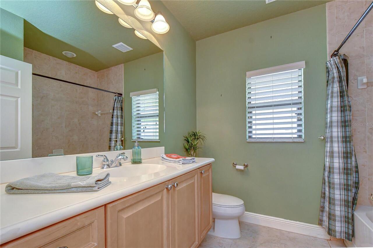 Listing Photo 25