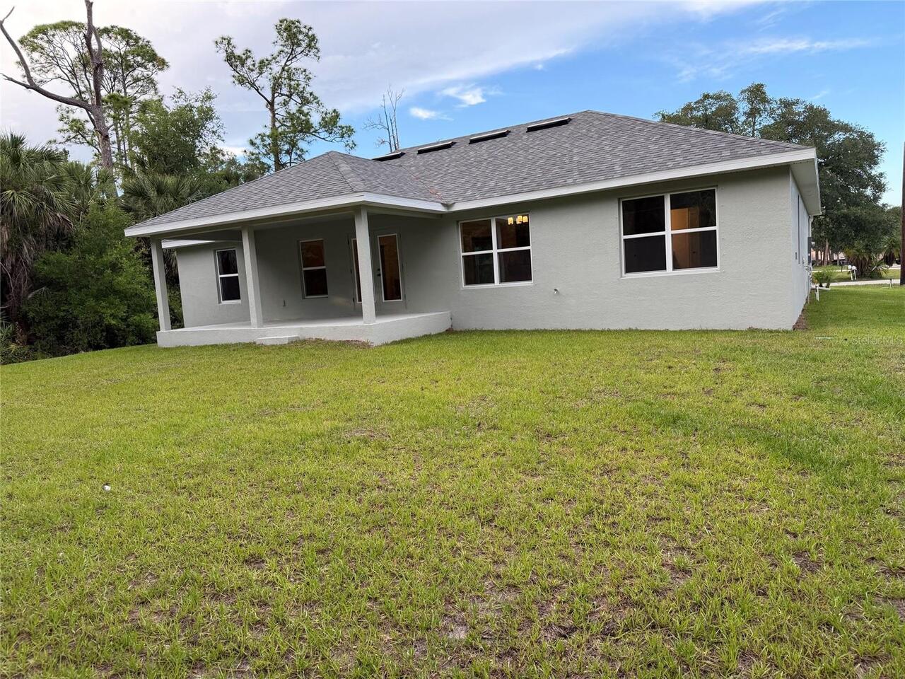 Listing Photo 17