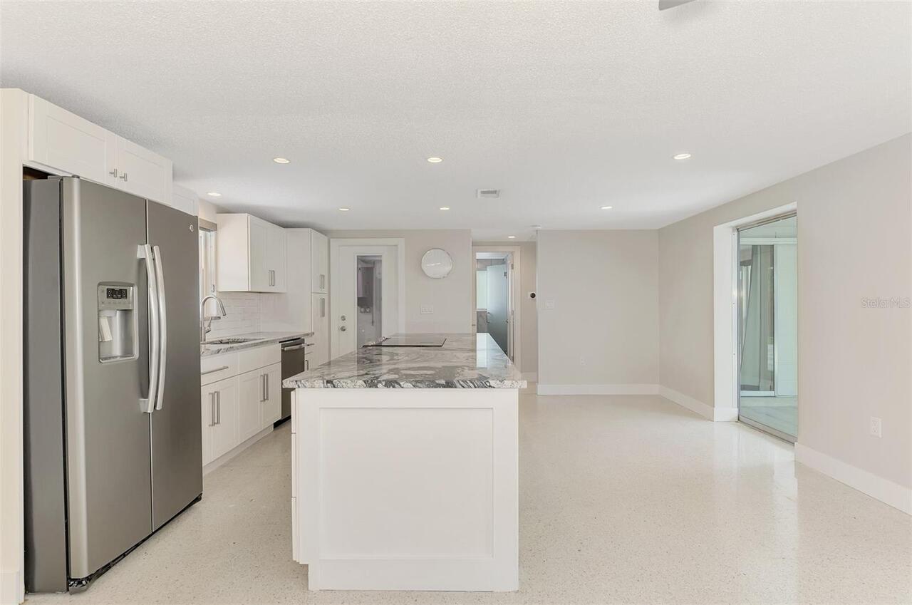Listing Photo 15