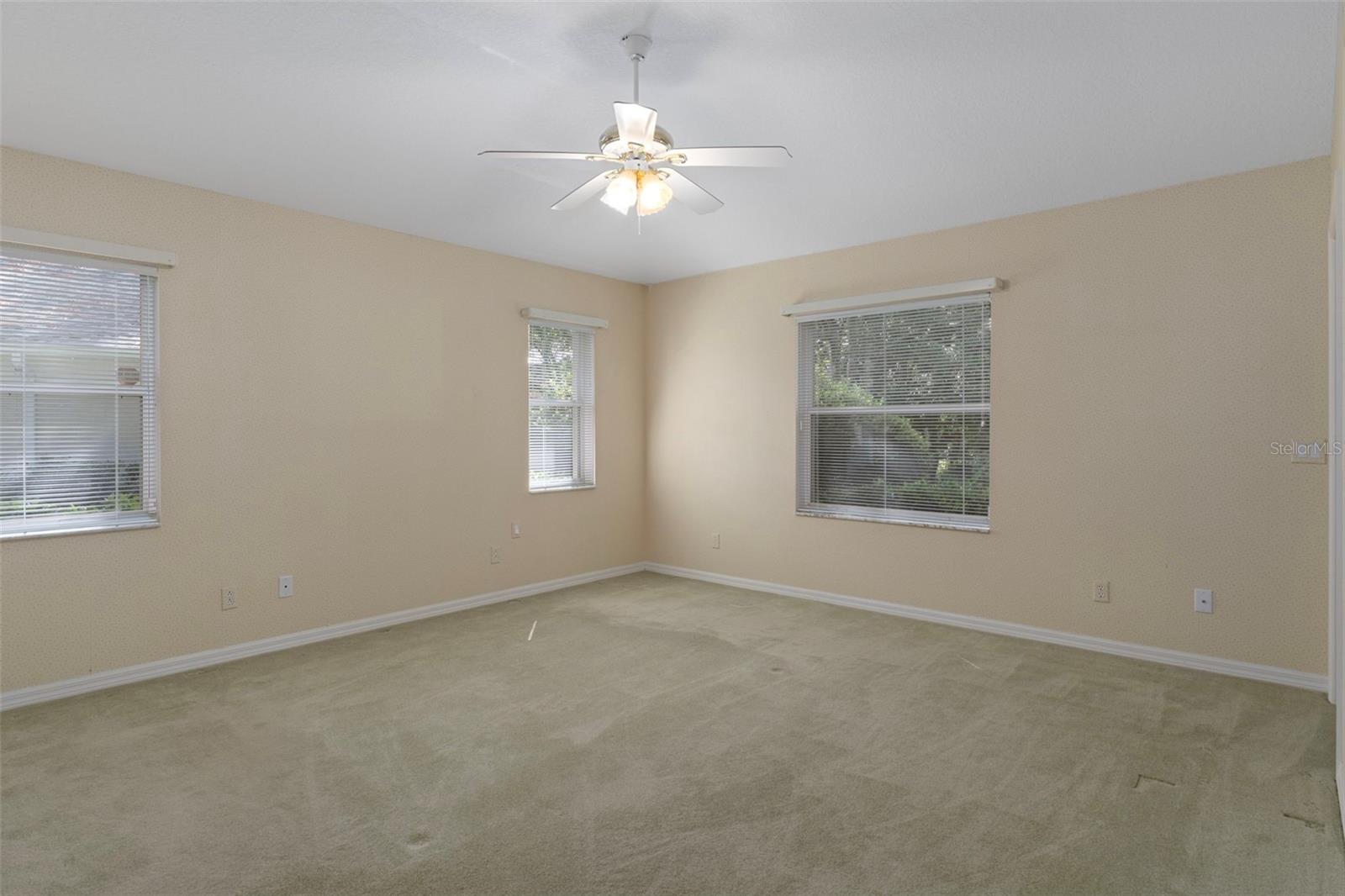 Listing Photo 23
