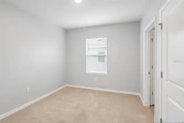 Listing Photo 29