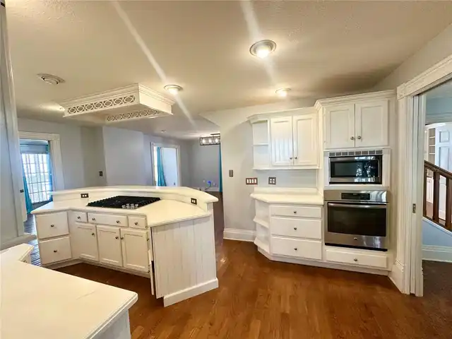 Listing Photo 6