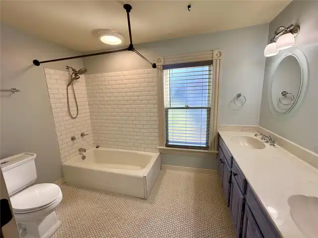 Listing Photo 21