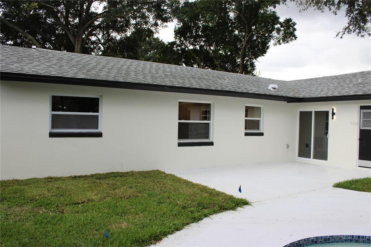 Listing Photo 10