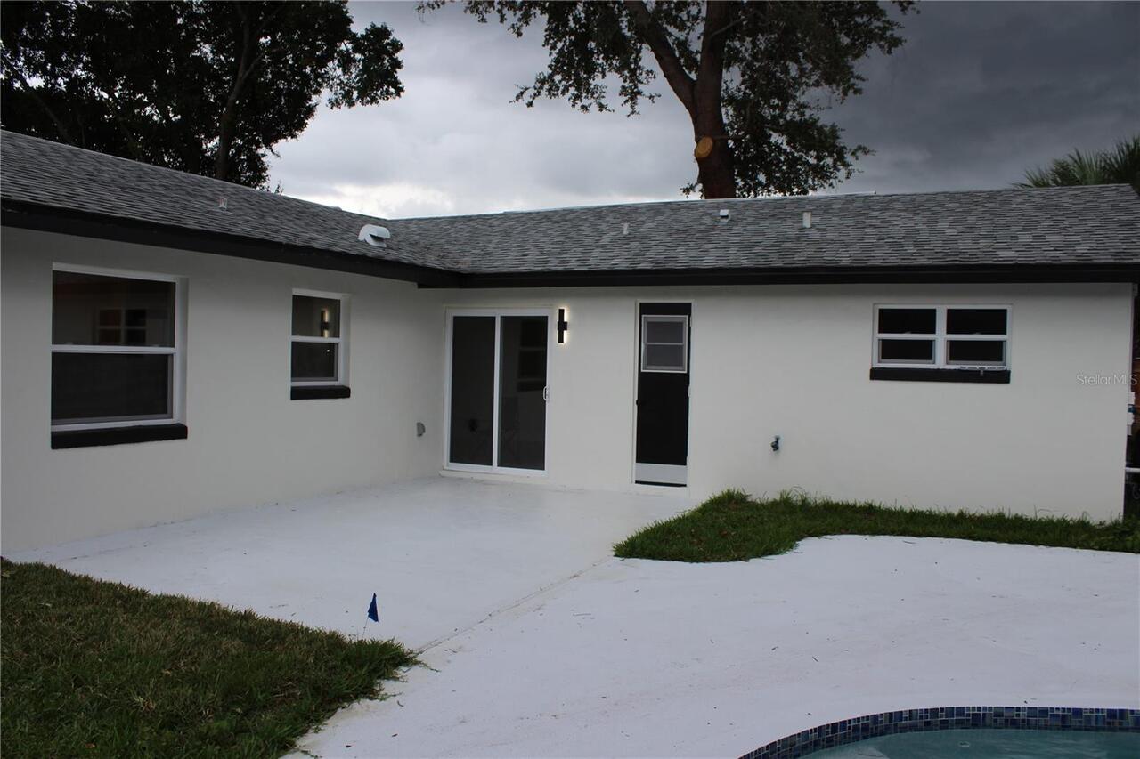 Listing Photo 11