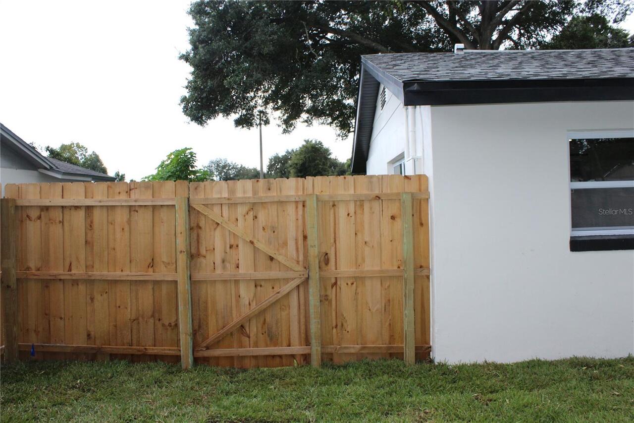 Listing Photo 14