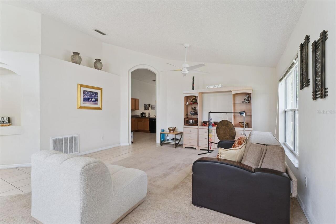 Listing Photo 7
