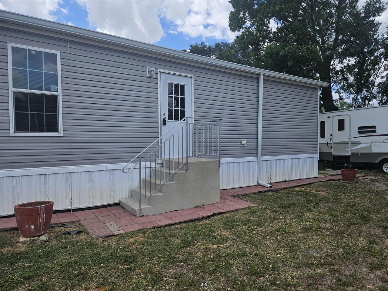 Listing Photo 7