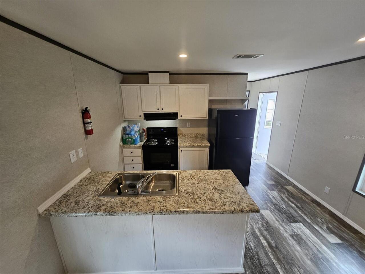 Listing Photo 15