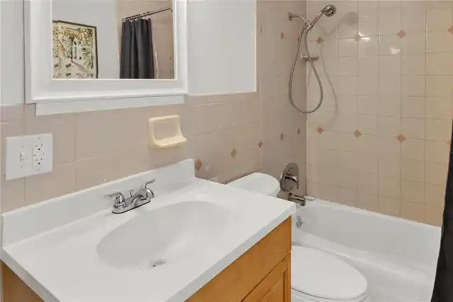 Listing Photo 14