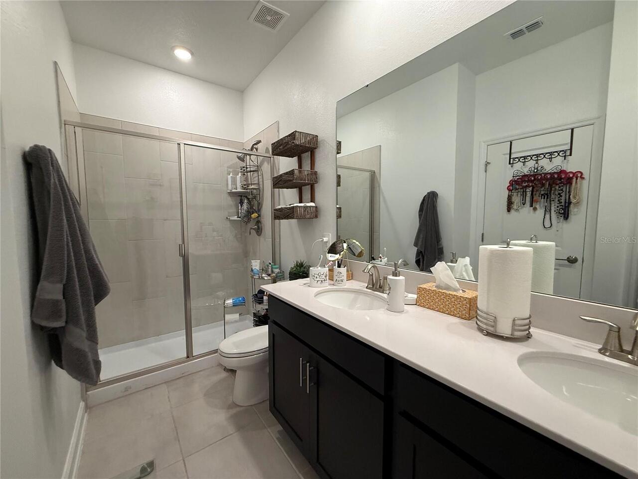 Listing Photo 9