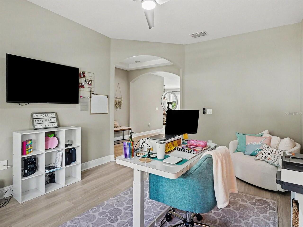 Listing Photo 14
