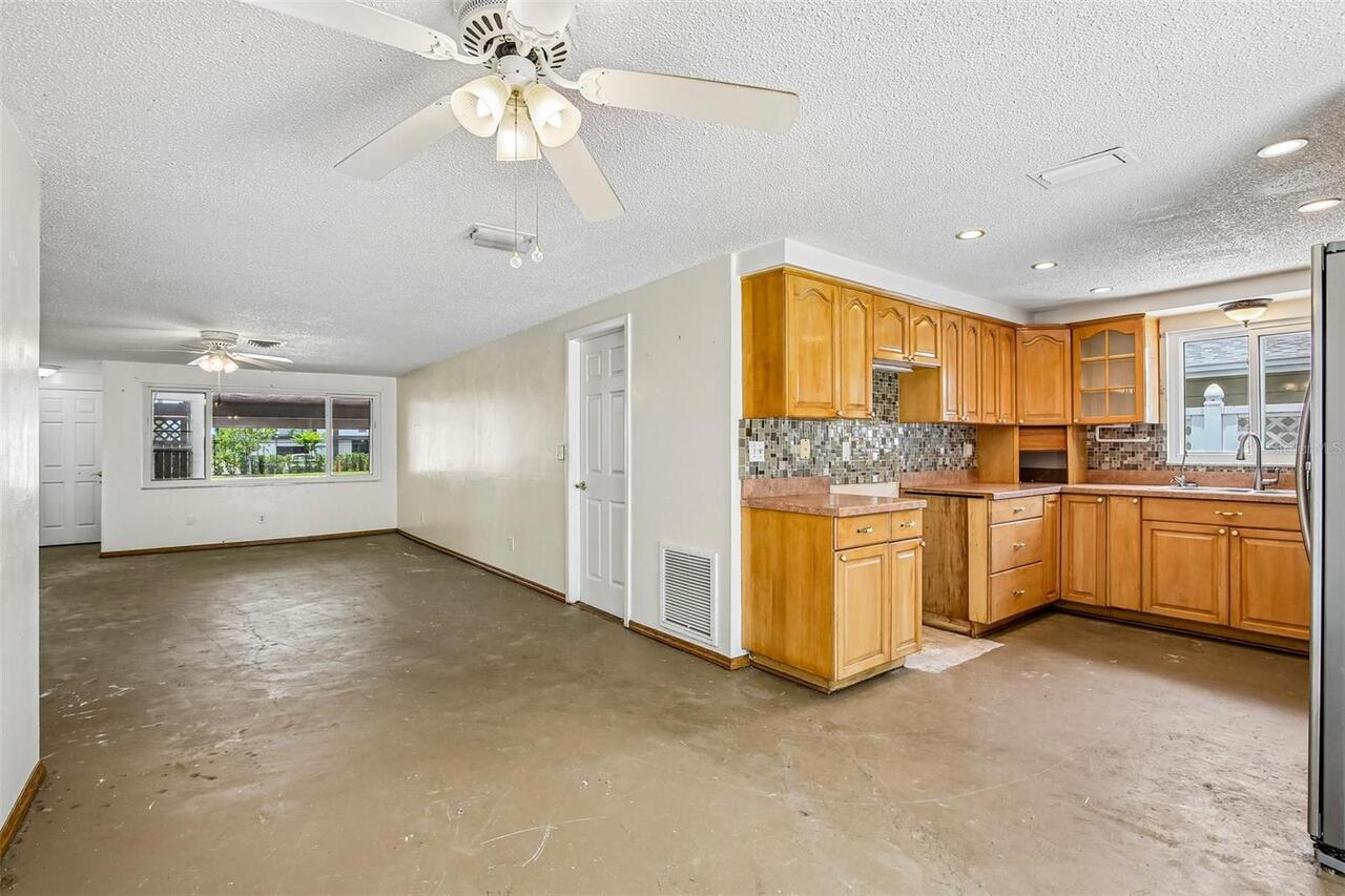 Listing Photo 6