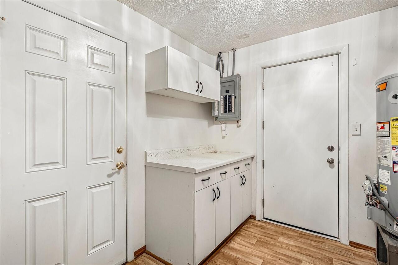 Listing Photo 15