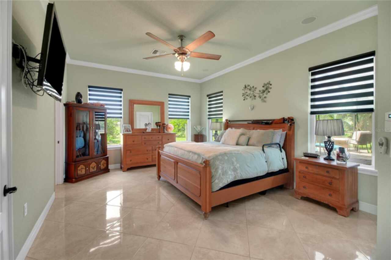 Listing Photo 33
