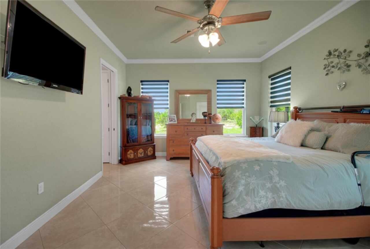 Listing Photo 34