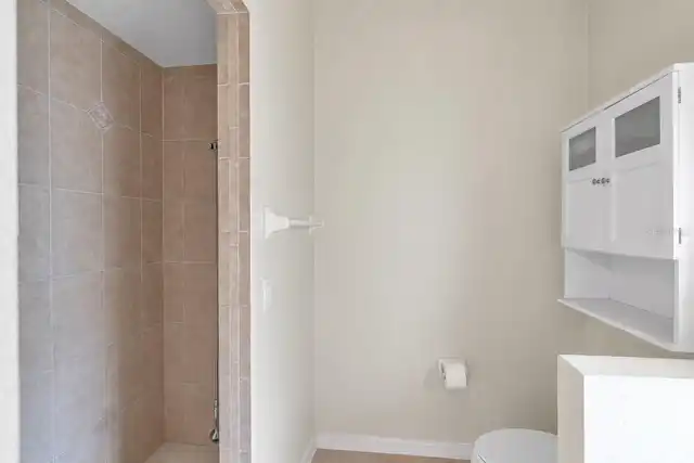 Listing Photo 33