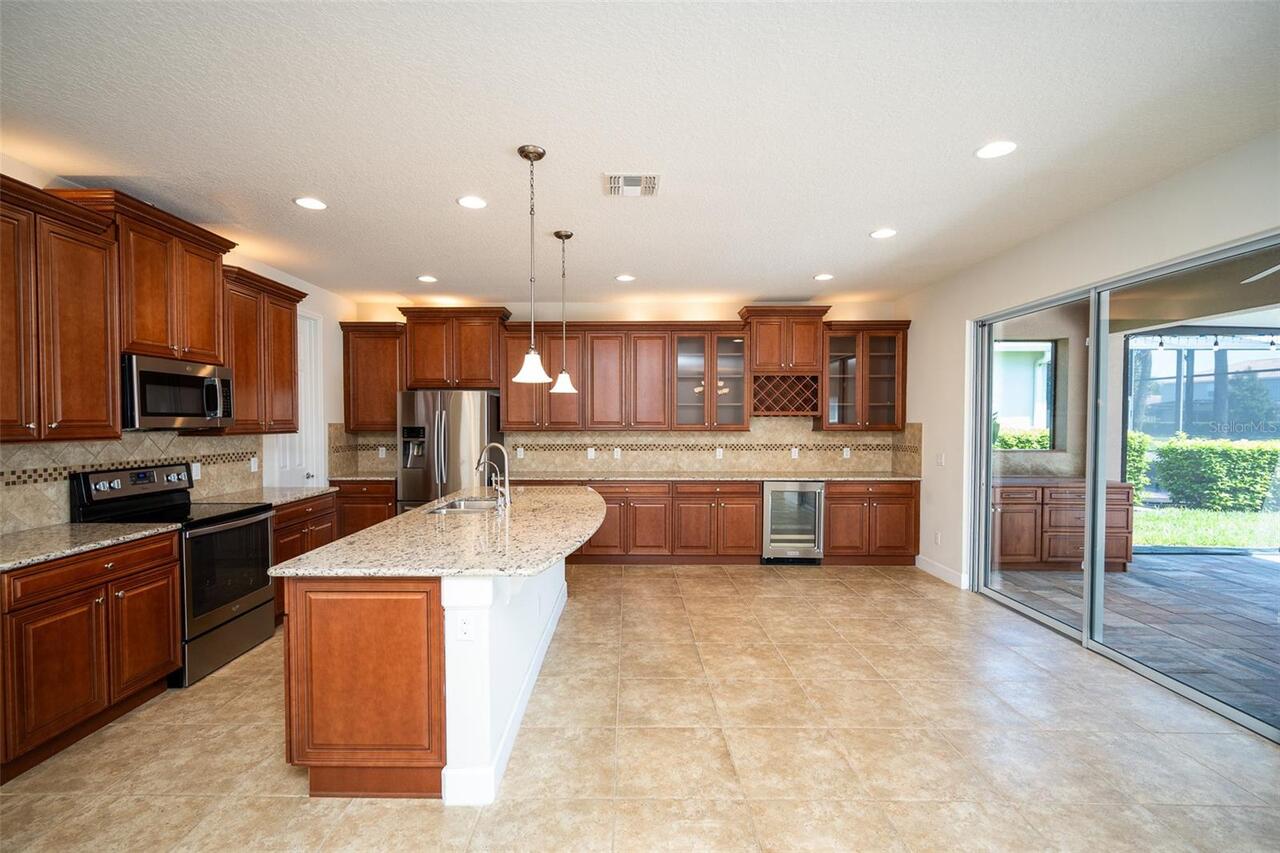 Listing Photo 15