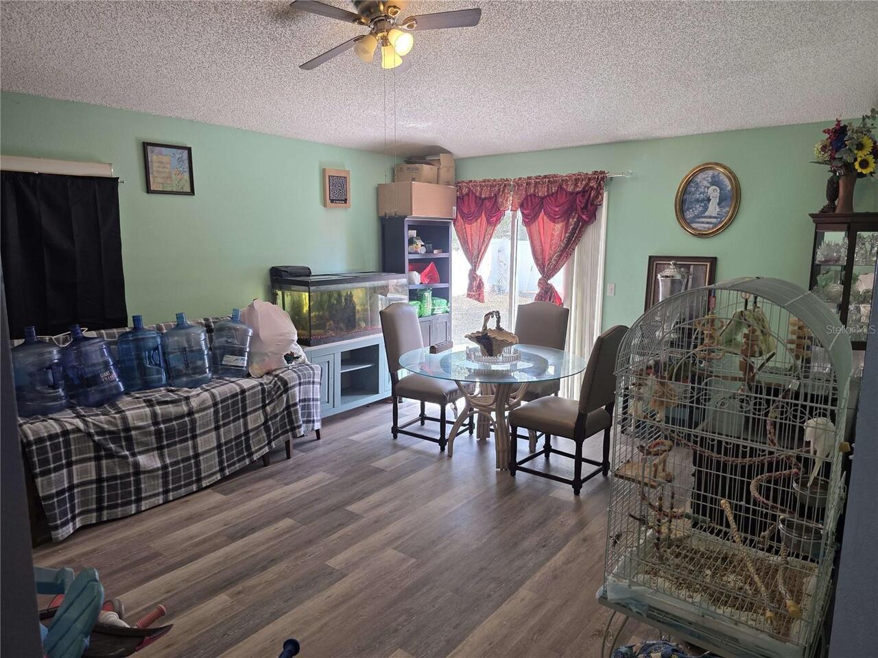 Listing Photo 11