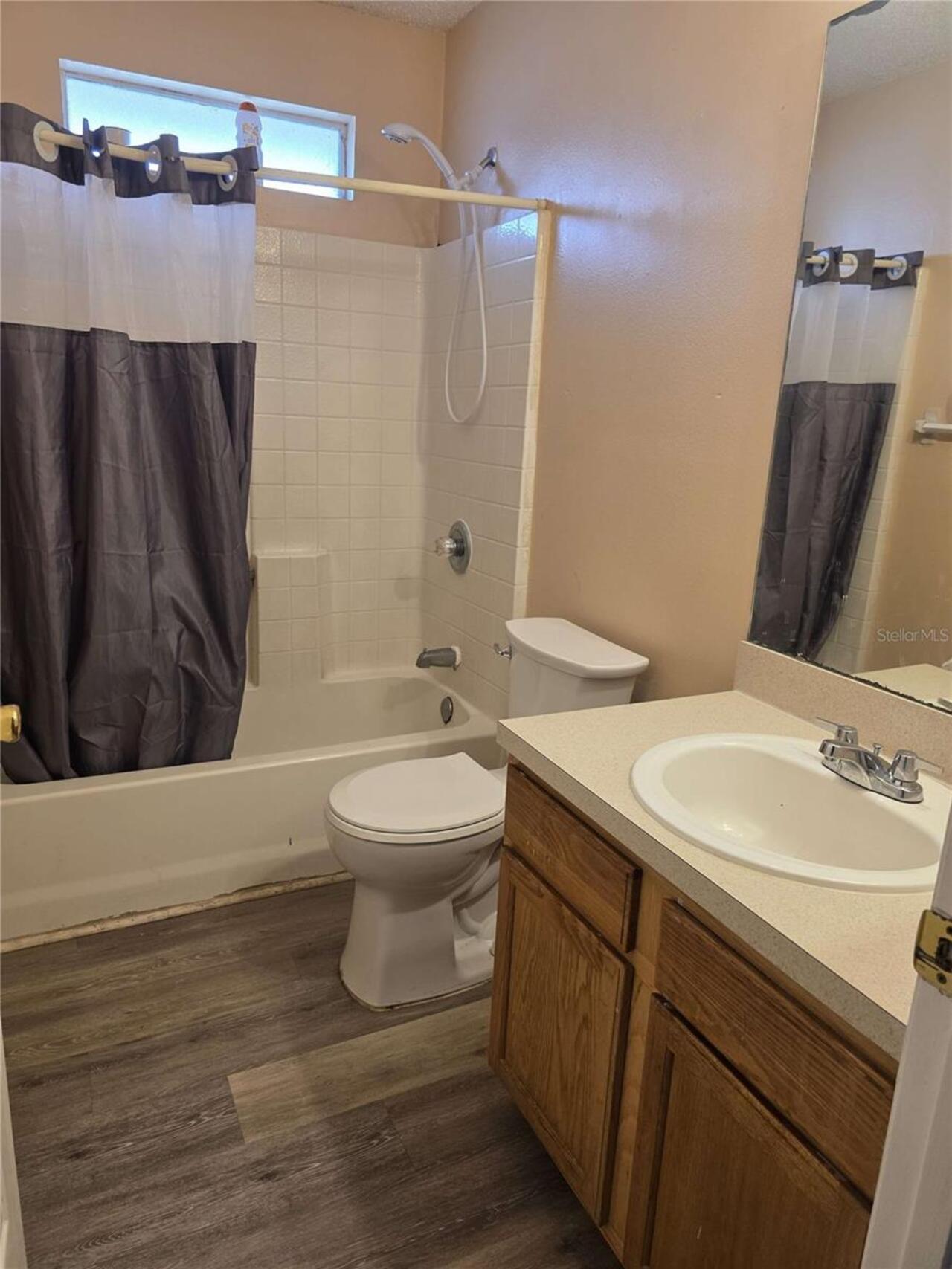 Listing Photo 18