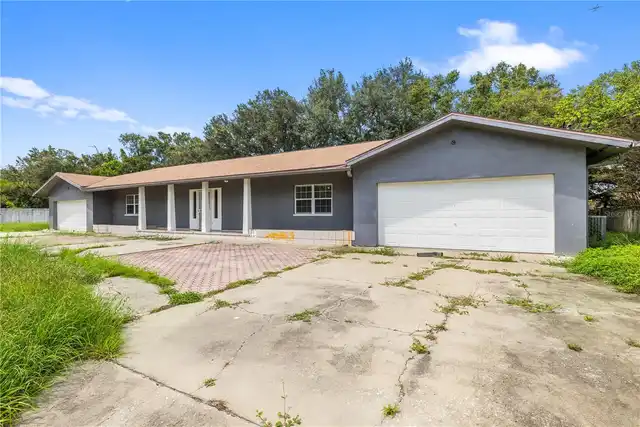 Listing Photo 8