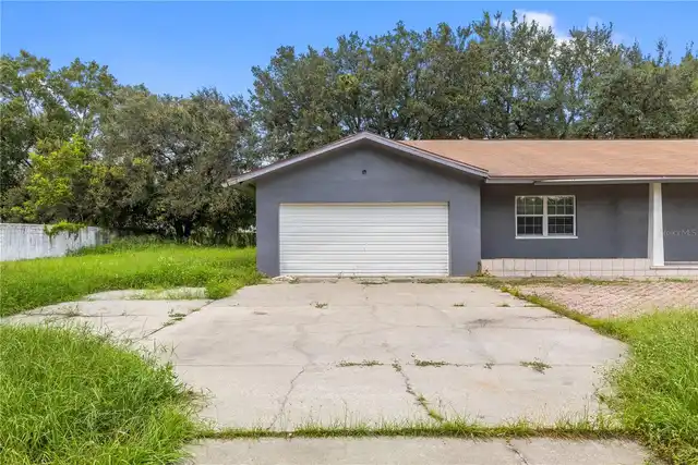 Listing Photo 9