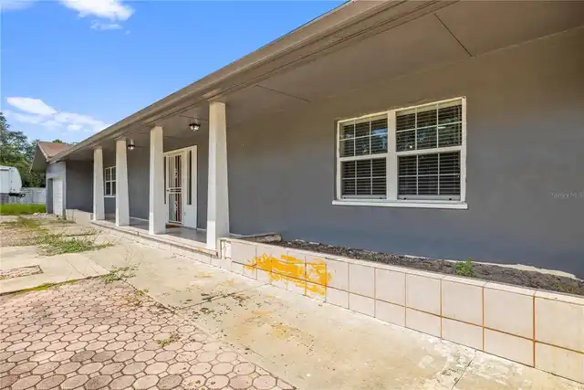 Listing Photo 11